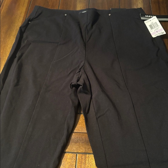 Alfani Pants - Alfani Deep Black Ankle Pants NWT